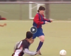 VIDEO: Mê mẩn với kỹ năng đi bóng của 'cậu bé' Messi khi còn là học viên La Masia