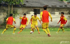 Trở lại sau dịch, Phan Văn Đức bị lu mờ bởi sao U19 Việt Nam