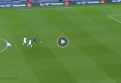 VIDEO: Những pha bứt tốc 'điên rồ' của Kylian Mbappe trong màu áo PSG