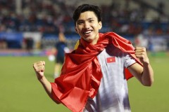 Văn Hậu đi vào lịch sử bóng đá Việt Nam với thành tích 'vô tiền khoáng hậu'