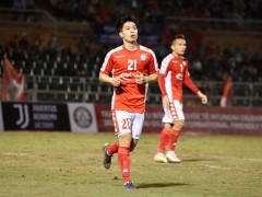 Công Phượng bất ngờ nhận chỉ trích trước derby TP Hồ Chí Minh