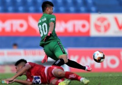 VIDEO: 3 amateur mistakes of  Vietnamese goalkeepers in the 4th round of V.League