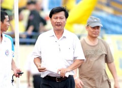 Chủ tịch CLB Quảng Nam bị tố xông vào phòng trọng tài chửi bới, thóa mạ