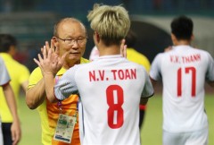 HLV Park Hang Seo: 'Văn Toàn cấm không cho tôi lên xem HAGL đá'