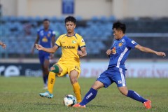 Phan Văn Đức: 'Trọng tài như thế thì bóng đá Việt Nam lúc nào phát triển'