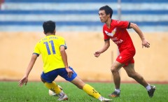 Nam Định tăng cường lực lượng bằng cầu thủ già nhất V.League