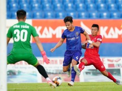 VIDEO: No.1 defender of U23 Vietnam scoring in V-League