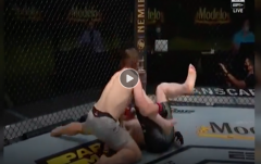 VIDEO: Đánh lừa đối thủ, võ sĩ tung cú knock-out đẹp mắt