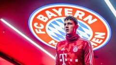 Hậu vệ Bayern: 'PSG có nhiều ngôi sao nhưng không thể khiến chúng tôi sợ hãi'
