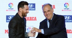 Chủ tịch La Liga gửi lời 'thỉnh cầu' đặc biệt tới Lionel Messi