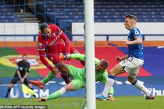 Liverpool cùng Everton chia điểm trong trận derby Merseyside vô cùng gay cấn