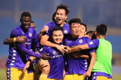 Quang Hải rực sáng, Hà Nội ngược dòng vươn lên dẫn đầu V.League