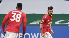 Sau 1 năm khoác áo MU, Bruno Fernandes đã vượt mặt nhiều huyền thoại của CLB