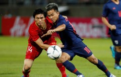 Phóng viên Thái Lan: 'Cầu thủ Việt Nam khó ai có được thành công như Messi Thái'
