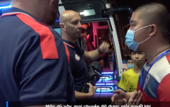 VIDEO: Trợ lý HLV TPHCM tranh cãi nảy lửa, 'chửi' thẳng mặt nhân viên SVĐ Cẩm Phả?