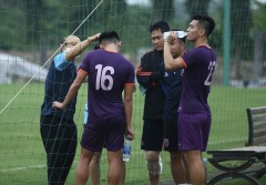 HLV Park Hang Seo quan tâm đặc biệt tới đội trưởng U22 Việt Nam