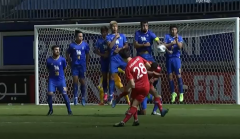 VIDEO: Trọng tài sai lầm, Viettel FC mất oan penalty trước ĐKVĐ Thai League