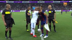 VIDEO: Huyền thoại Barcelona tái ngộ Huyền thoại Real Madrid 2021