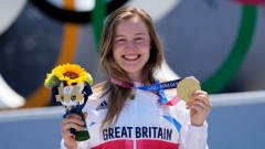 Nữ đầu bếp người Anh giành HCV Olympic Tokyo với số điểm kỷ lục