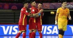 CĐV Thái Lan gây bất ngờ khi động viên ĐT futsal Việt Nam sau trận thua mở màn
