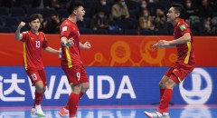 VIDEO: Nén đau ra sân, Đắc Huy ghi bàn thắng lịch sử cho Việt Nam ở vòng 1/8 World Cup
