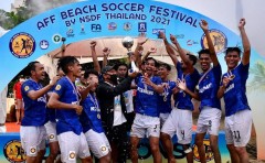 Tự đăng cai giải bóng đá rồi cử 3 đội tham dự, Thái Lan vẫn mất chức vô địch