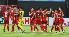 Báo Trung Quốc: ‘Đội lót đường ở vòng loại WC đã có màn trình diễn điên cuồng tại AFF Cup’
