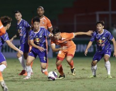'Zico Thái' chốt danh sách dự V. League 2022, 'ngôi sao' 17 tuổi HAGL được đặt niềm tin lớn