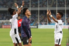 NÓNG: Thua đau đội tý hon, U23 Campuchia gần như bị loại dù thắng liên tiếp 2 trận