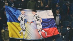 Cầu thủ Nga và Ukraine của Atalanta kề vai sát cánh, gửi thông điệp về tình đoàn kết trong bóng đá