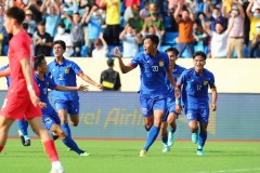 Lịch thi đấu bóng đá ngày 16/5: Tìm kiếm đối thủ cho U23 Việt Nam
