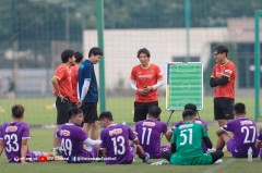 Sao mai U23 Việt Nam tiết lộ: 'Trái ngược với thầy Park, HLV Gong muốn chơi tấn công tổng lực'