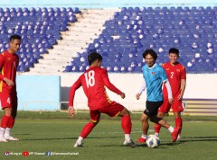 BLV Quang Huy: 'Sau 4 năm đá mãi bài phòng ngự phản công thì giờ thay đổi sang tấn công là hợp lý'