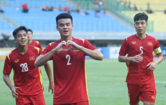 Thắng dễ dàng đội bóng nhỏ, U19 Việt Nam vươn lên dẫn đầu bảng A U19 Đông Nam Á
