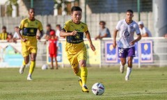 HLV Pau FC nhận xét về Quang Hải sau trận gặp Toulouse: 'Cậu ấy đầy nỗ lực và cần mẫn'