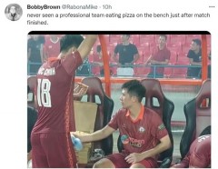 'Cò V-League' sốc nặng vì Đình Trọng và Đức Chinh ăn pizza ngay sau trận CLB Bình Định thua đau