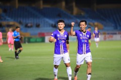 VIDEO: Cầu thủ Hà Nội cảm ơn người hâm mộ theo kiểu Vikings cực chất