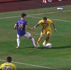 VIDEO: Cận cảnh pha vào bóng gây tranh cãi của Duy Mạnh, HAGL mất oan 1 quả penalty?