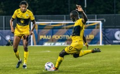 Người hùng của Pau FC cảm thấy xấu hổ, thẳng thắn chê trách đồng đội sau trận hòa Saint Etienne