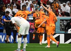 'Cơn lốc màu da cam' đổ bộ khiến Mỹ gục ngã tâm phục khẩu phục, De Jong hẹn Messi ở Tứ kết