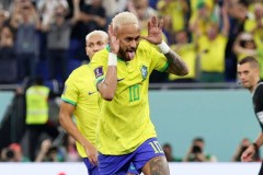 Neymar tự tin trước cuộc đối đầu Croatia : 'Brazil sẽ tiếp tục nhảy múa đến trận Chung kết'