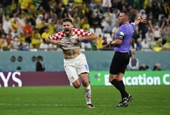 VIDEO: Kinh nghiệm và sự già dơ lên tiếng đúng lúc, Petkovic gỡ hòa ngoạn mục cho Croatia