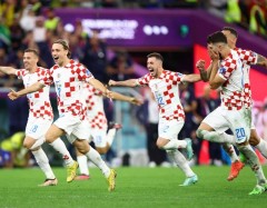 Với bộ 3 tiền vệ siêu đẳng, Croatia tin đội nhà sẽ đối đầu Ma Rốc ở trận Chung kết 'thực dụng nhất lịch sử'