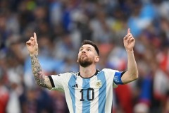 Argentina hưởng penalty nhiều nhất lịch sử, 'nghi vấn' FIFA cơ cấu cho Messi vô địch World Cup