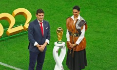 Iker Casillas- Nhà vô địch thế giới mang cup vô địch đến cho Messi và đồng đội