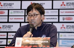 HLV Singapore: 'Tôi thay đổi cách chơi so với trận thua Việt Nam 0-4'