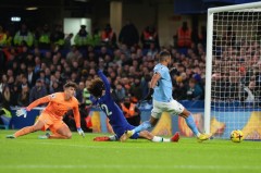 Haaland 'tịt ngòi', Man City vẫn có đủ cách để khiến một Chelsea đầy khủng hoảng ôm hận ngay trên sân nhà