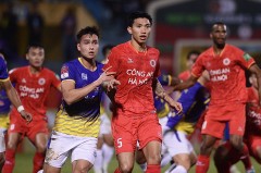 Dự khán V-League 1 trận, HLV Polking khen CAHN đã tương đương đẳng cấp Buriram United