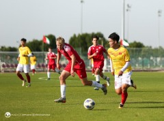 Thua Dubai City, HLV Hoàng Anh Tuấn lại bất ngờ khen ngợi U20 Việt Nam