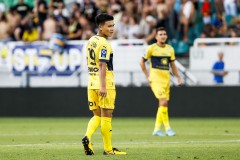 Không tin lời HLV Troussier trọng dụng Quang Hải, Pau FC sắp phải trả giá đắt tại Ligue 2
